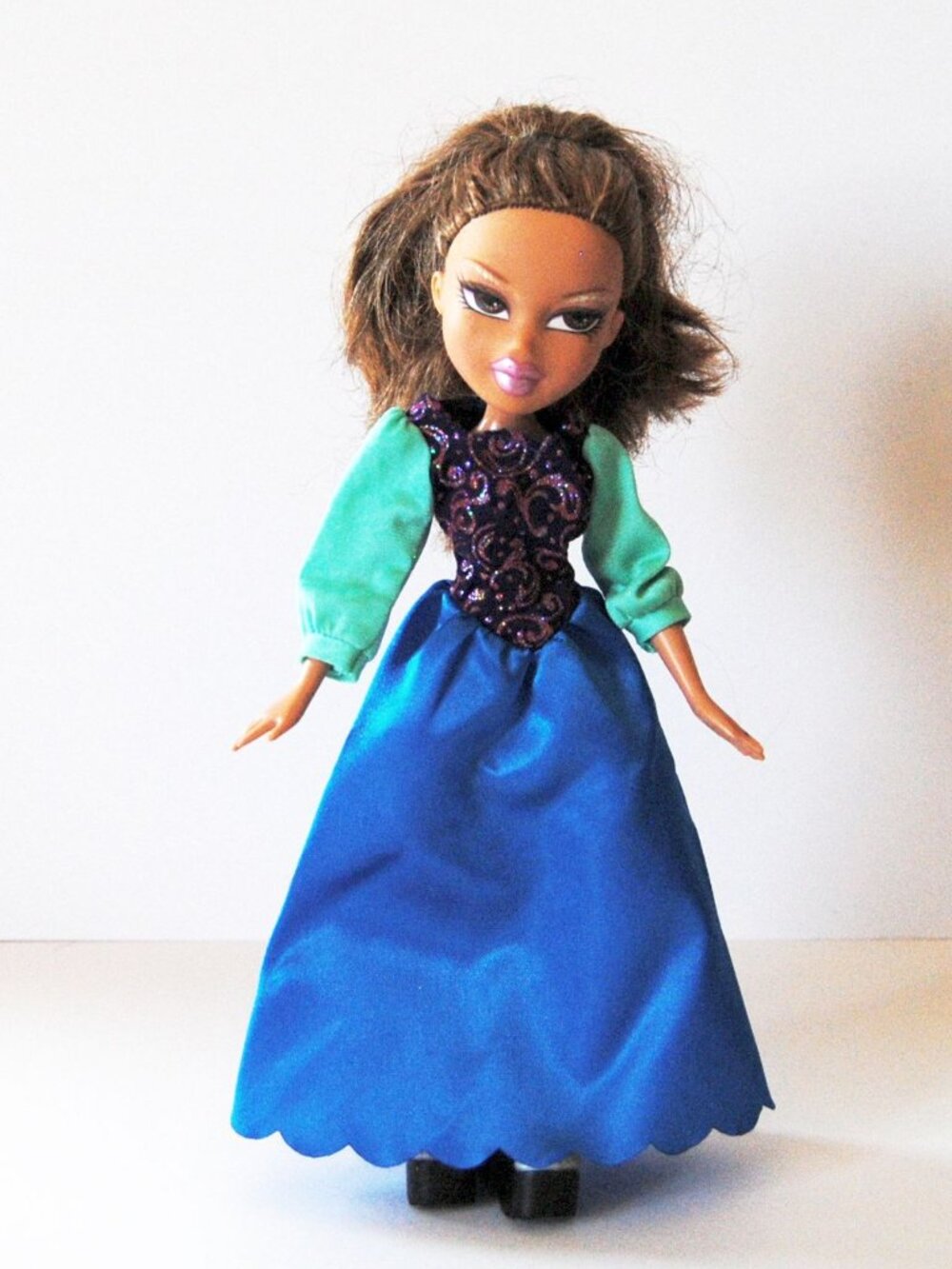 Vintage 2001  Bratz Passion 4 Fashion Yasmin Doll MGA First Edition